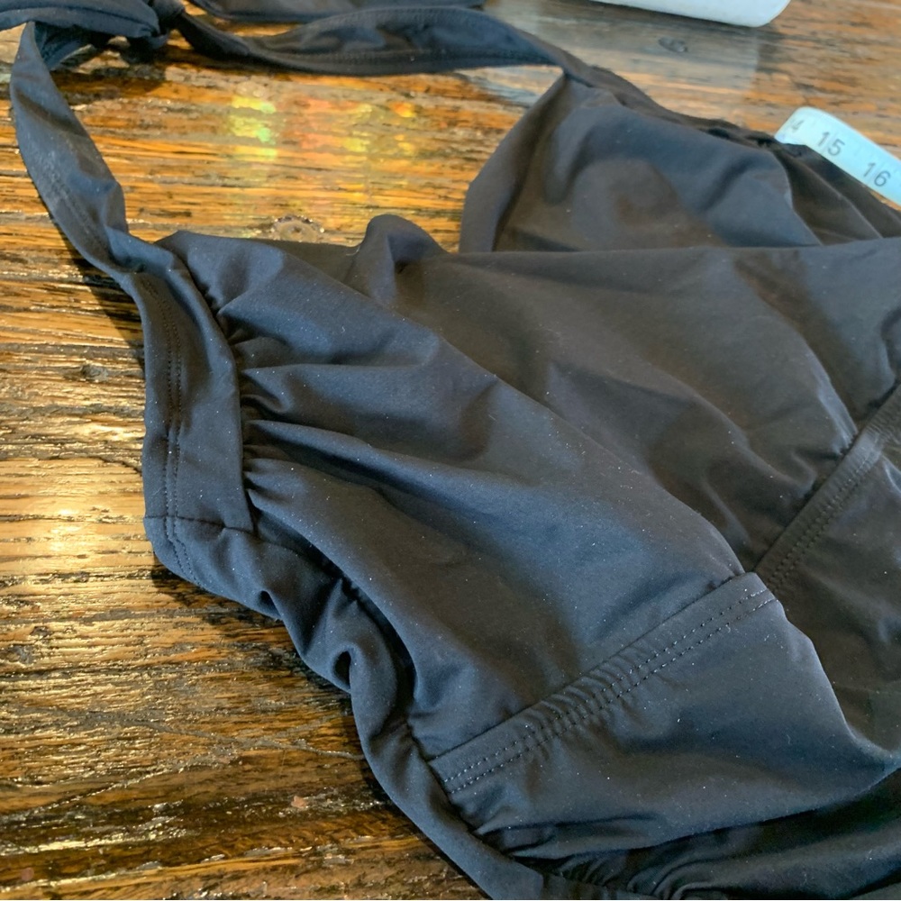 Tommy Bahama Classic Black Bathing Suit One Piece Cinched Wrap Bust Halter Ties - Picture 9 of 16